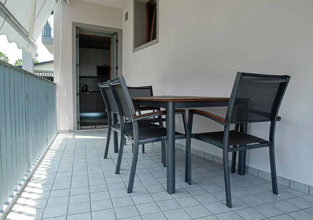 Sirmione Rosselli Apartments