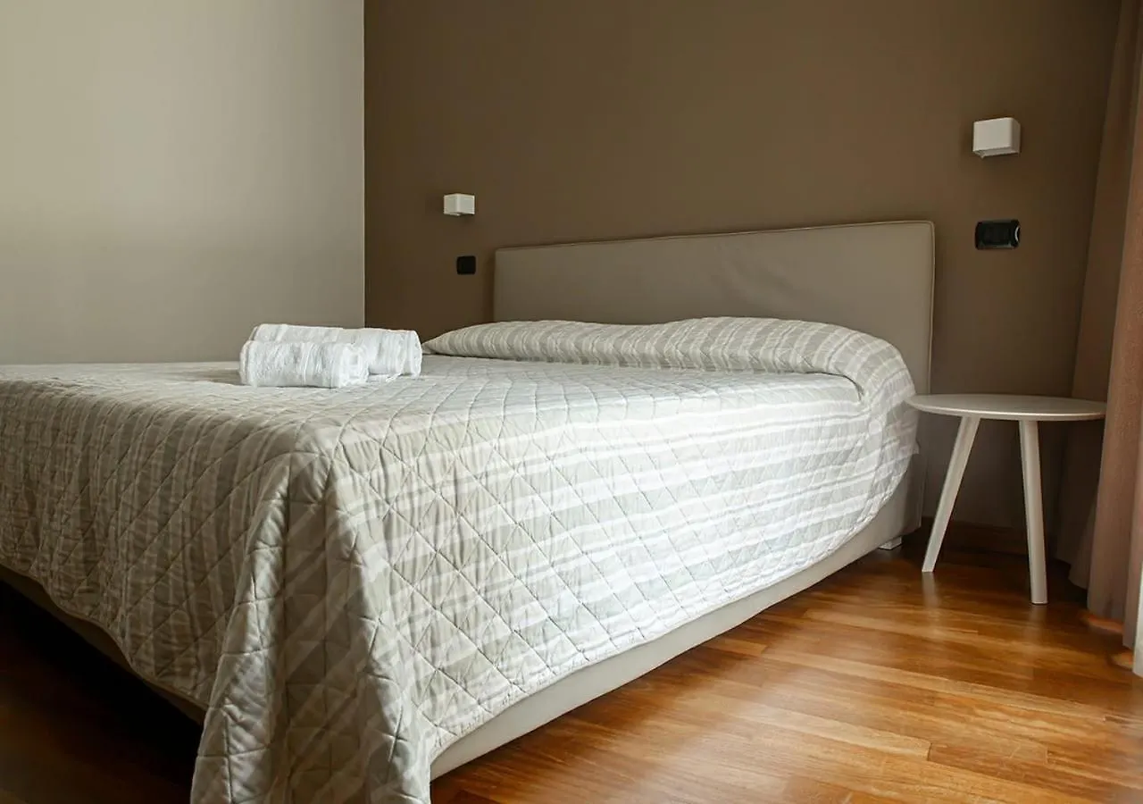 Sirmione Rosselli Apartments Italy